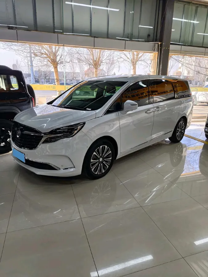 2022 Buick GL8 2.0T 237HP L4 9AT,autocango,china used car exporter,china ev exporter,chinese used car exporter,chinese used ev exporter