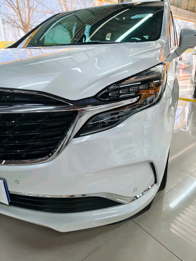 2022 Buick GL8 2.0T 237HP L4 9AT,autocango,china used car exporter,china ev exporter,chinese used car exporter,chinese used ev exporter