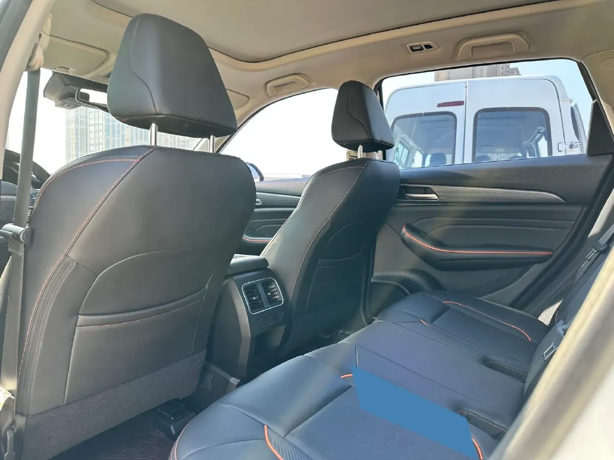 2021 Haval F7 2.0T 224HP L4 7DCT,autocango,china used car exporter,china ev exporter,chinese used car exporter,chinese used ev exporter