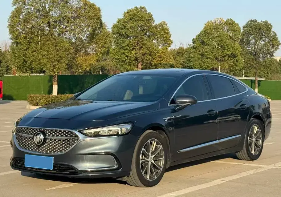 2020 Buick Larcosse 2.0T 237HP L4 9AT