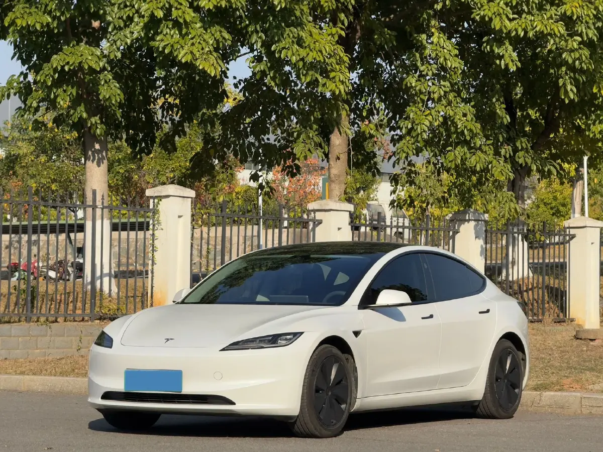 2023 HYPTEC GT BEV 80KWH