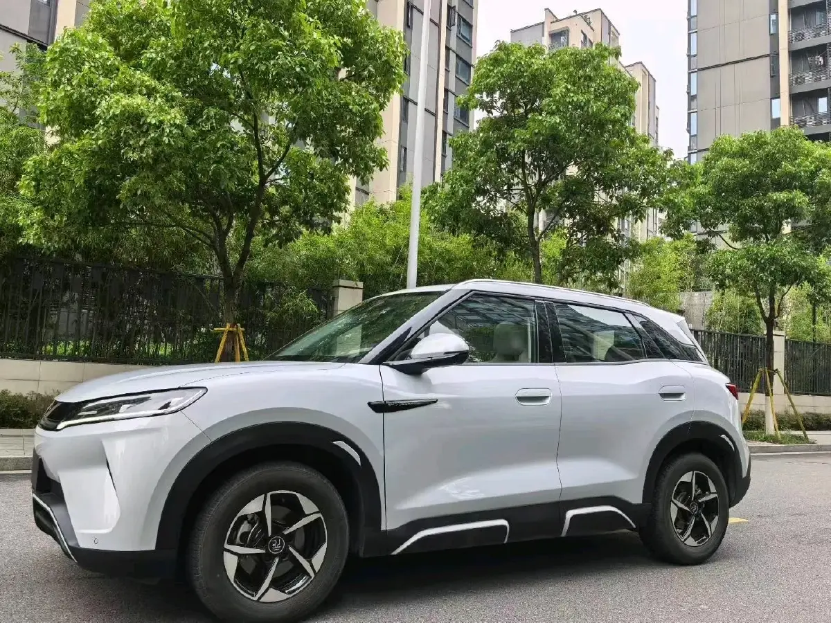 2024 BYD YuanUP BEV 45.12KWH