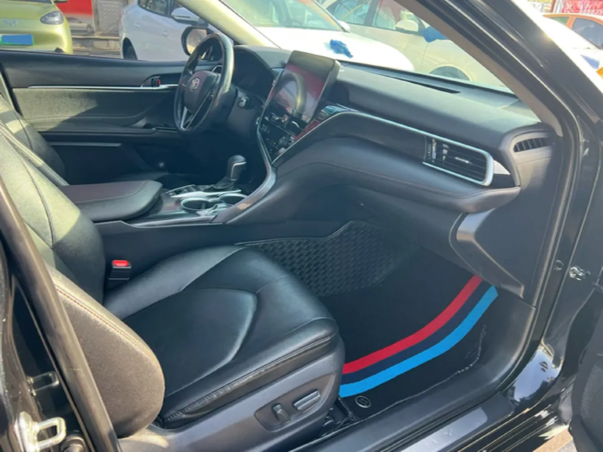 2021 Toyota Camry 2.5L 209HP L4 8AT,autocango,china used car exporter,china ev exporter,chinese used car exporter,chinese used ev exporter