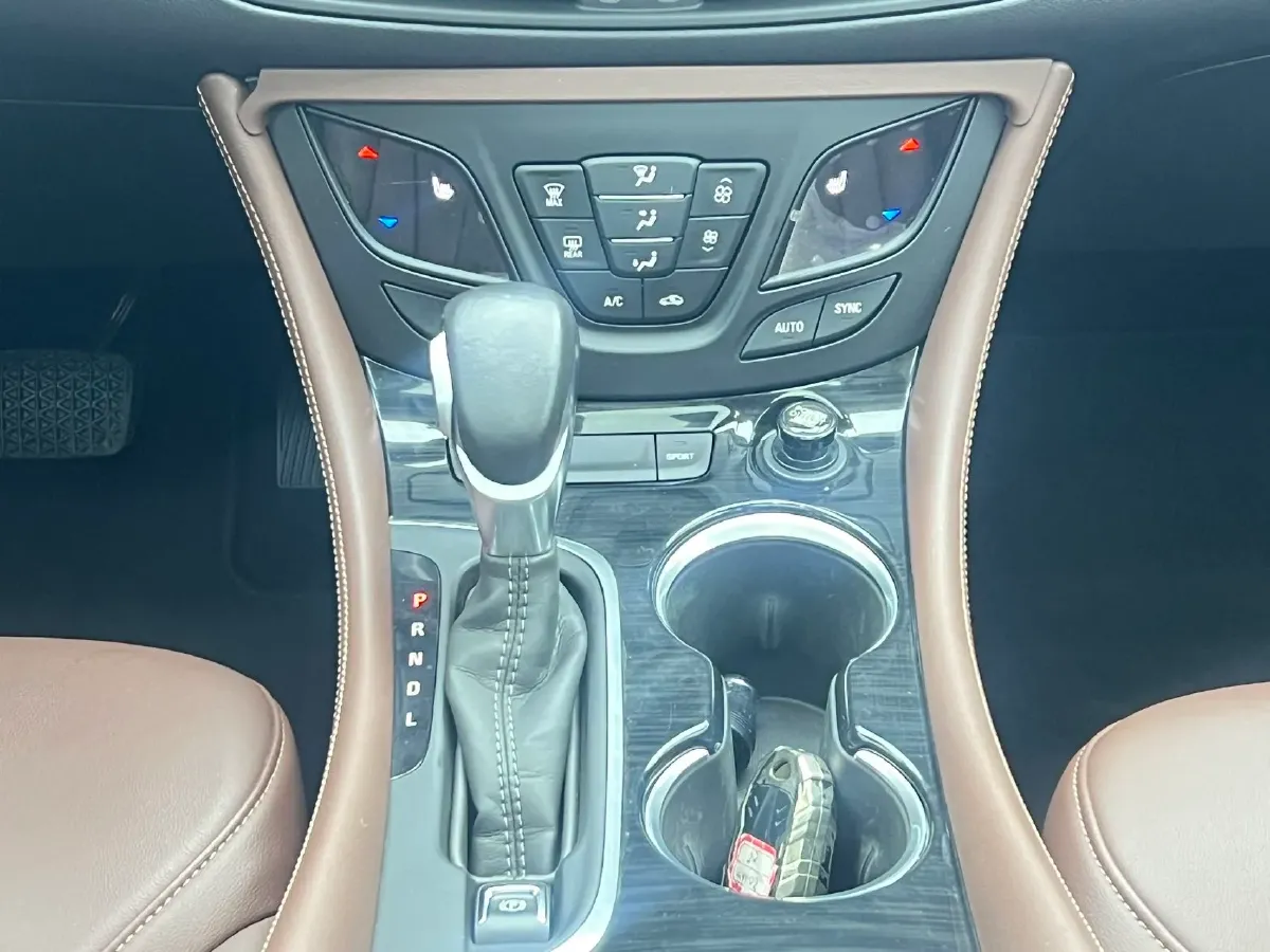 2020 Buick EnvisionPlus 2.0T 260HP L4 9AT,autocango,china used car exporter,china ev exporter,chinese used car exporter,chinese used ev exporter