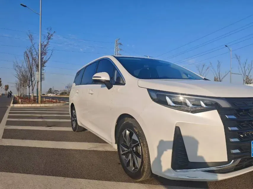 2023 GAC Trumpchi M6 1.5T 177HP L4 7DCT,autocango,china used car exporter,china ev exporter,chinese used car exporter,chinese used ev exporter