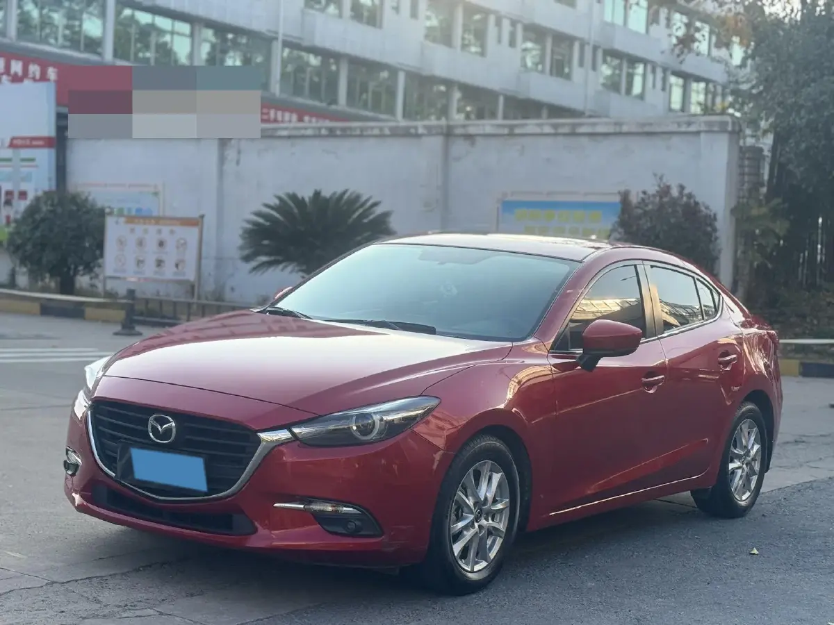 2019 Mazda 3 Axela 1.5L 117HP L4 6AT