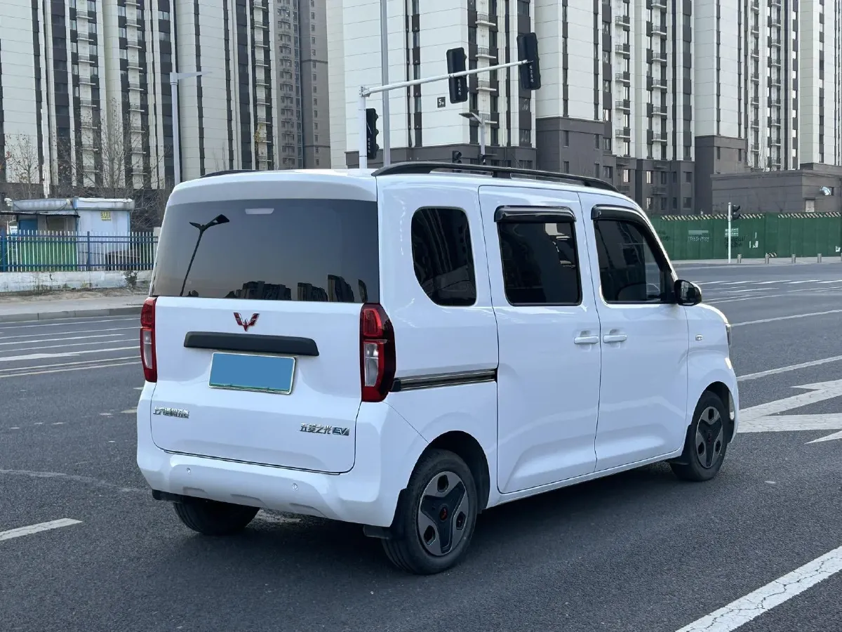 2025 WuLing ZhiGuang BEV 17.7KWH,autocango,china used car exporter,china ev exporter,chinese used car exporter,chinese used ev exporter
