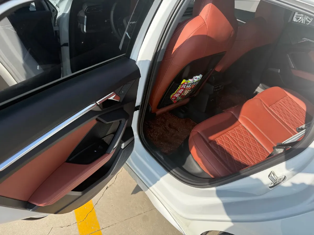 2025 Audi A3 1.5T 160HP L4 7DCT,autocango,china used car exporter,china ev exporter,chinese used car exporter,chinese used ev exporter