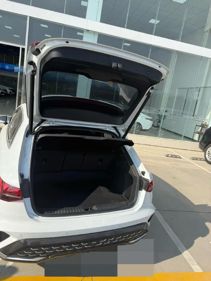 2025 Audi A3 1.5T 160HP L4 7DCT,autocango,china used car exporter,china ev exporter,chinese used car exporter,chinese used ev exporter