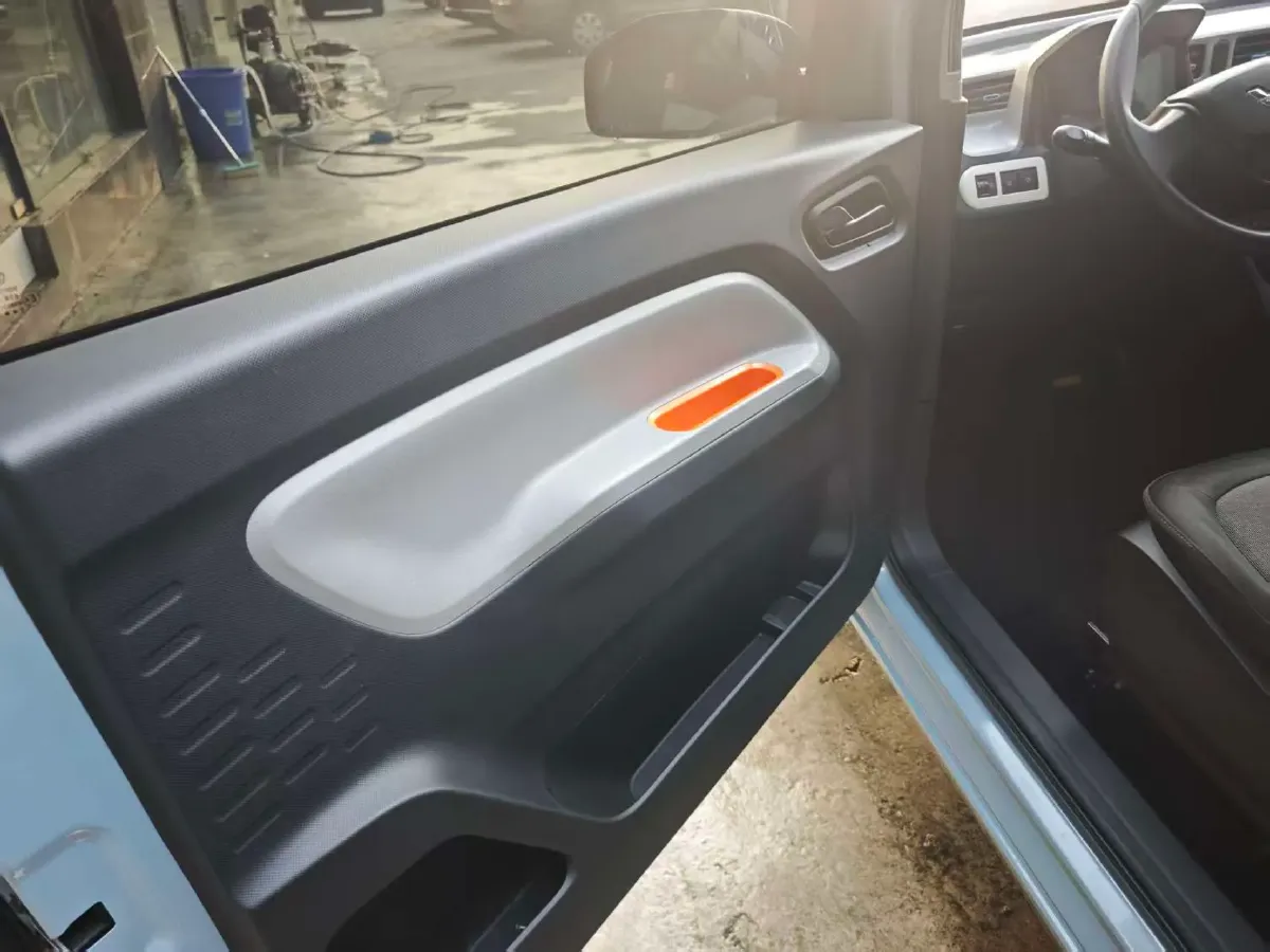 2020 WuLing HongGuang MINI EV BEV 9.3KWH,autocango,china used car exporter,china ev exporter,chinese used car exporter,chinese used ev exporter