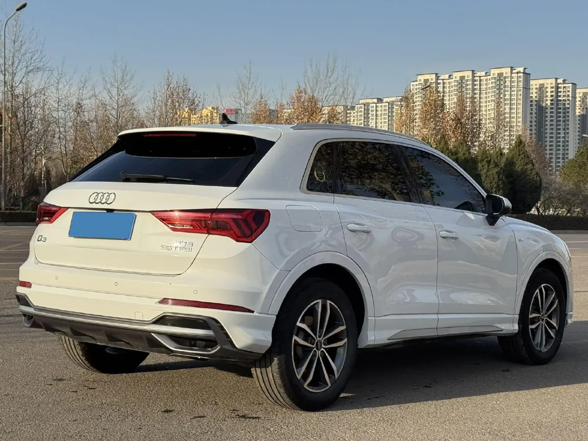 2021 Audi Q3 1.4T 150HP L4 7DCT,autocango,china used car exporter,china ev exporter,chinese used car exporter,chinese used ev exporter