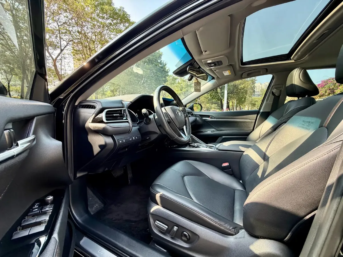 2023 Toyota Camry 2.0L 177HP L4 CVT,autocango,china used car exporter,china ev exporter,chinese used car exporter,chinese used ev exporter