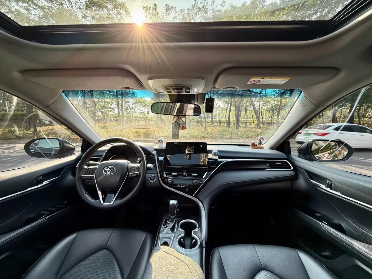 2023 Toyota Camry 2.0L 177HP L4 CVT,autocango,china used car exporter,china ev exporter,chinese used car exporter,chinese used ev exporter