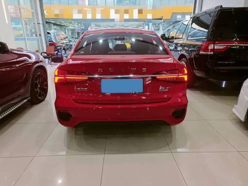 2021 Roewe i5 1.5T 173HP L4 7DCT,autocango,china used car exporter,china ev exporter,chinese used car exporter,chinese used ev exporter