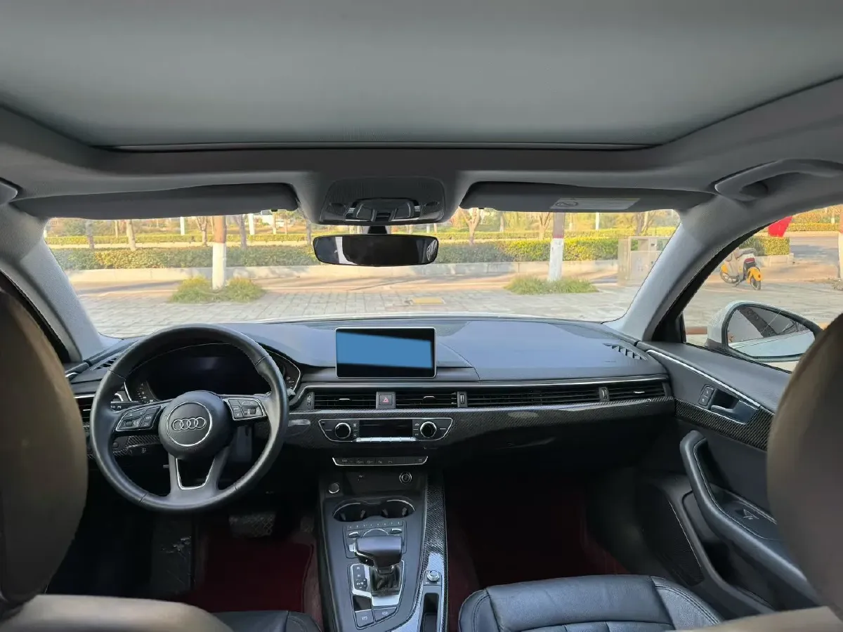 2019 Audi A4L 2.0T 190HP L4 7DCT,autocango,china used car exporter,china ev exporter,chinese used car exporter,chinese used ev exporter
