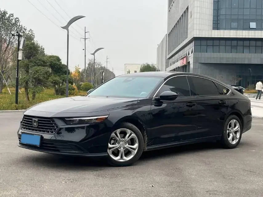 2023 Honda Accord 1.5T 192HP L4 CVT