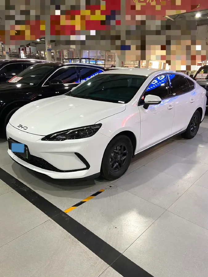 2025 BYD Seal05 DM-i 1.5L 101HP L4 E-CVT PHEV 7.68KWH