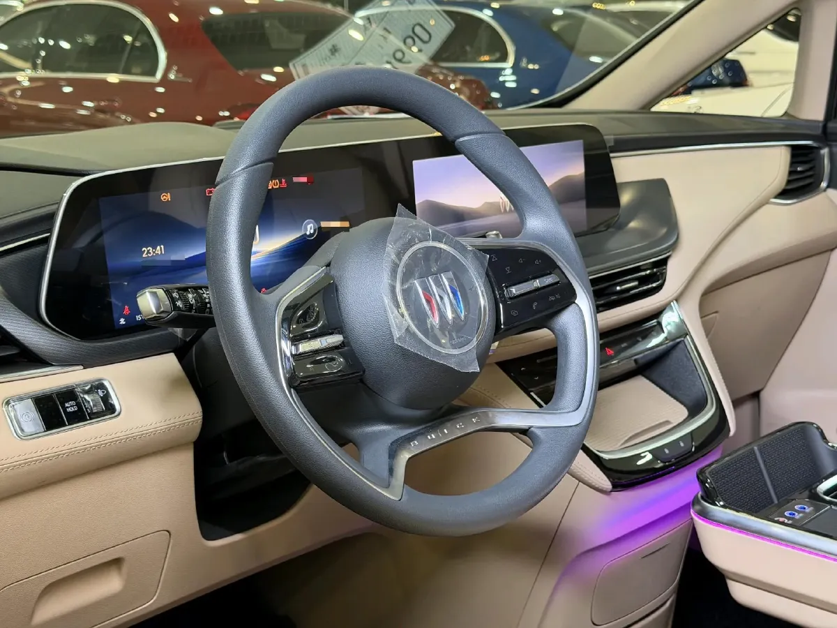 2025 Buick GL8 2.0T 237HP L4 9AT,autocango,china used car exporter,china ev exporter,chinese used car exporter,chinese used ev exporter