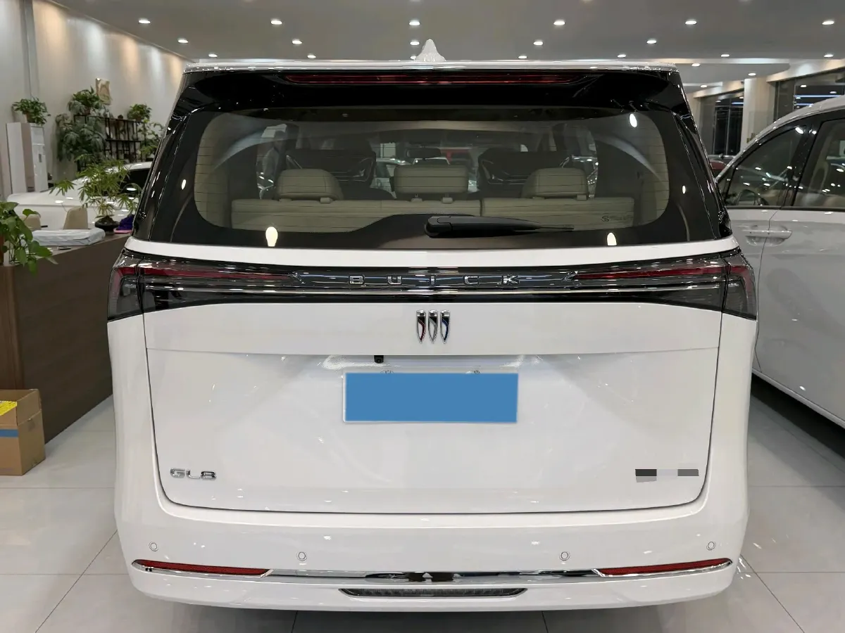 2025 Buick GL8 2.0T 237HP L4 9AT,autocango,china used car exporter,china ev exporter,chinese used car exporter,chinese used ev exporter