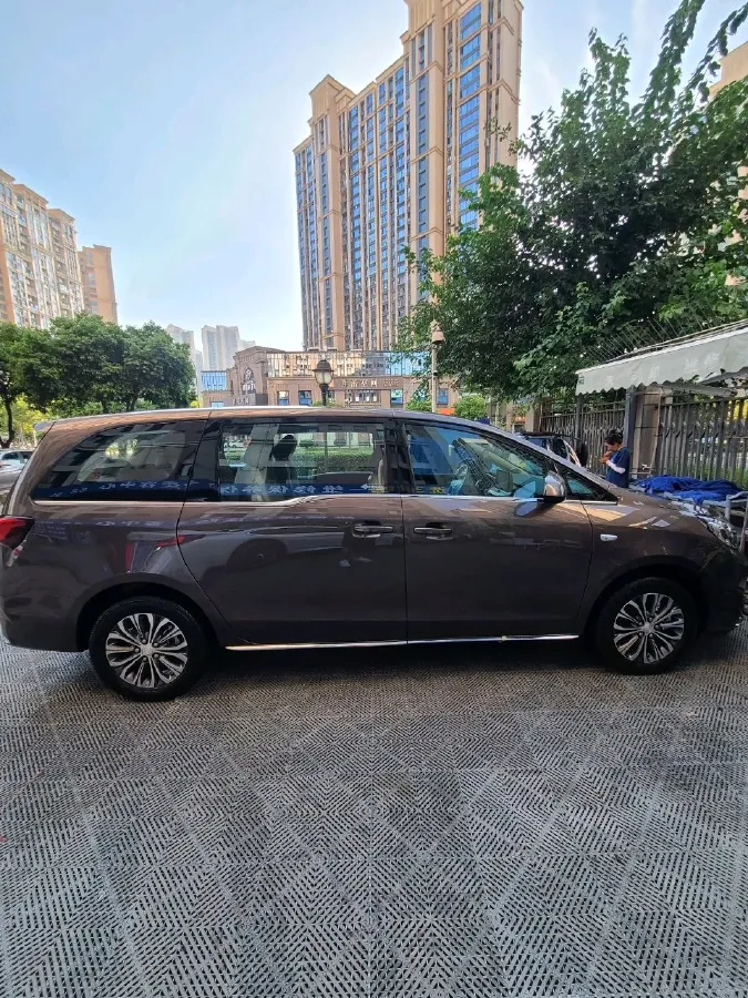 2023 Buick GL8 2.0T 237HP L4 9AT,autocango,china used car exporter,china ev exporter,chinese used car exporter,chinese used ev exporter