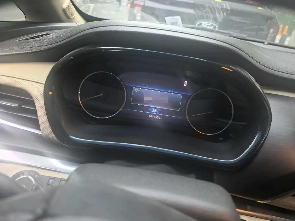 2023 Buick GL8 2.0T 237HP L4 9AT,autocango,china used car exporter,china ev exporter,chinese used car exporter,chinese used ev exporter