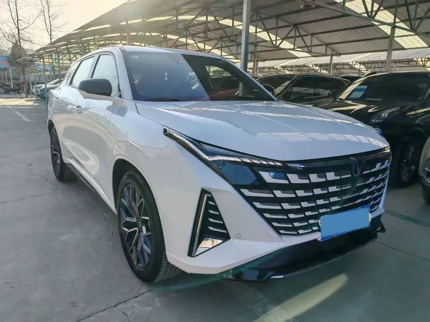 2025 ChangAn UNI-Z 1.5T 188HP L4 7DCT,autocango,china used car exporter,china ev exporter,chinese used car exporter,chinese used ev exporter
