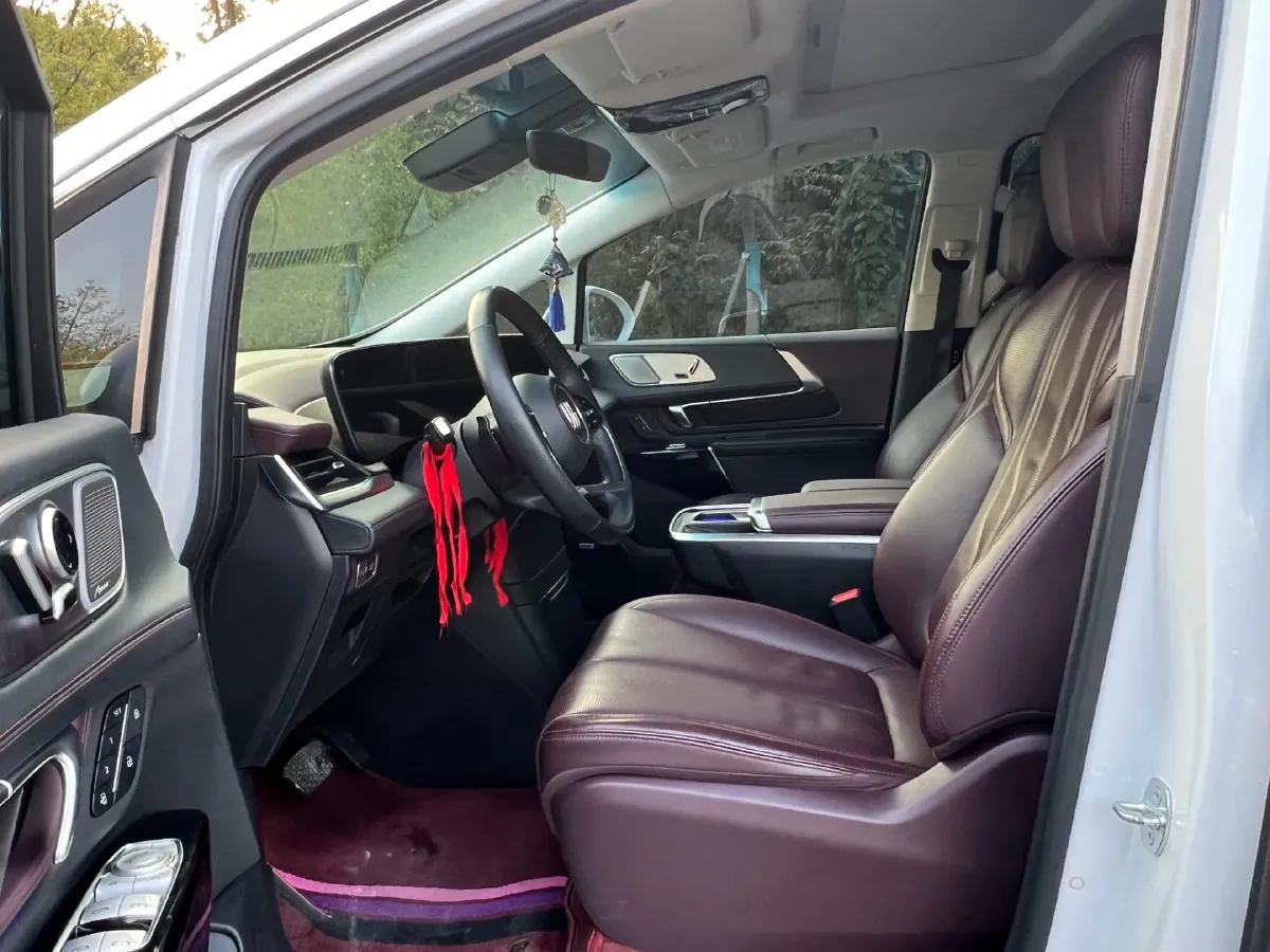 2023 Buick Century 2.0T 237HP L4 9AT,autocango,china used car exporter,china ev exporter,chinese used car exporter,chinese used ev exporter