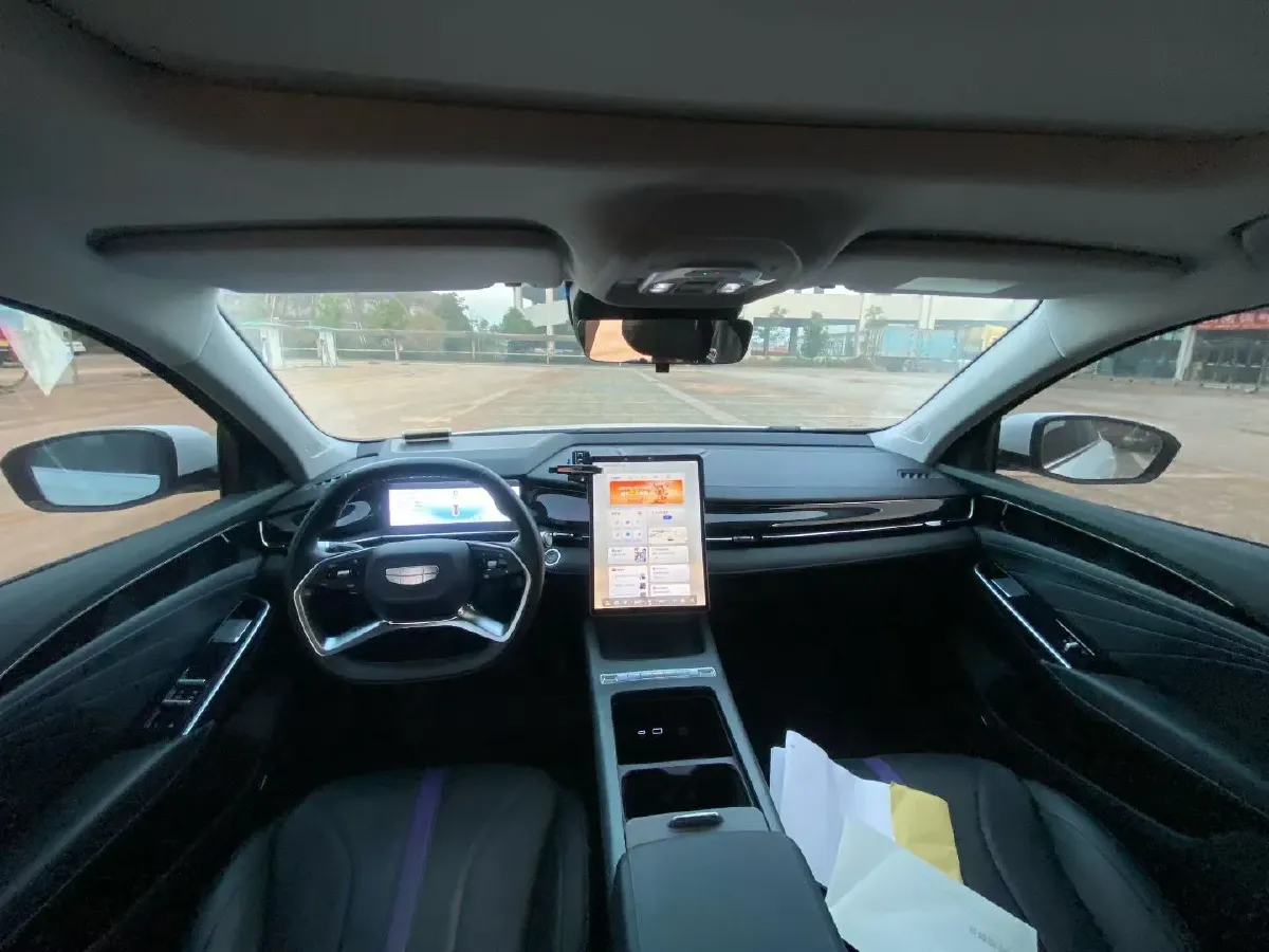 2024 Geely PrefaceL 1.5T 163HP L4 3DHT Hybrid,autocango,china used car exporter,china ev exporter,chinese used car exporter,chinese used ev exporter