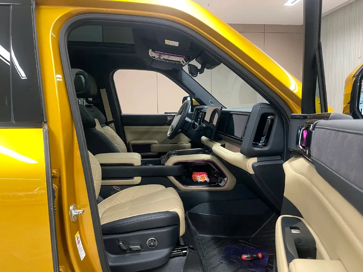 2023 FangChengBao Bao 5 1.5T 194HP L4 E-CVT PHEV 31.8KWH,autocango,china used car exporter,china ev exporter,chinese used car exporter,chinese used ev exporter