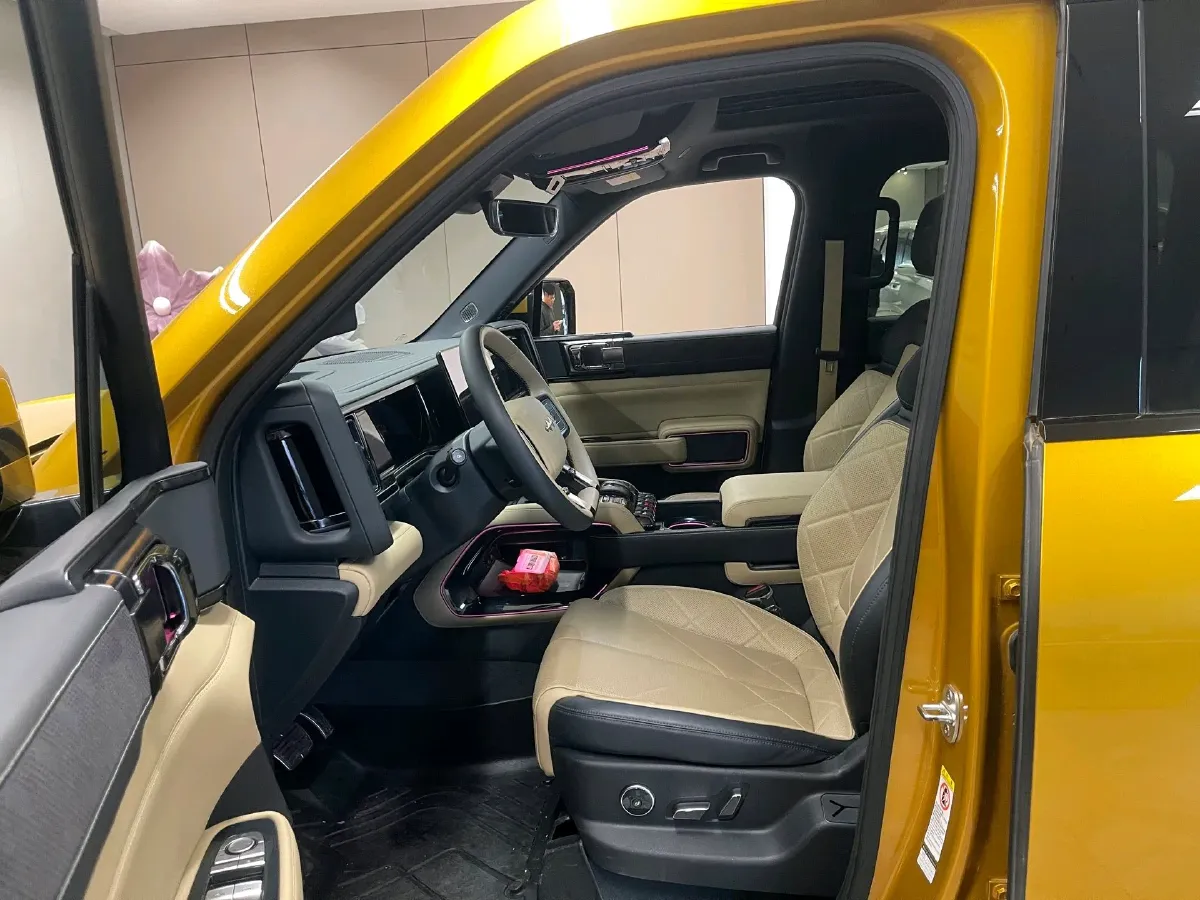 2023 FangChengBao Bao 5 1.5T 194HP L4 E-CVT PHEV 31.8KWH,autocango,china used car exporter,china ev exporter,chinese used car exporter,chinese used ev exporter