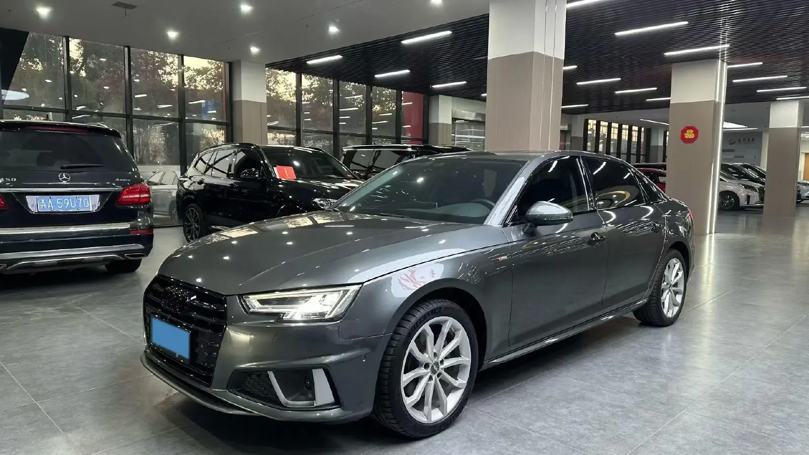 2019 Audi A4L 2.0T 190HP L4 7DCT