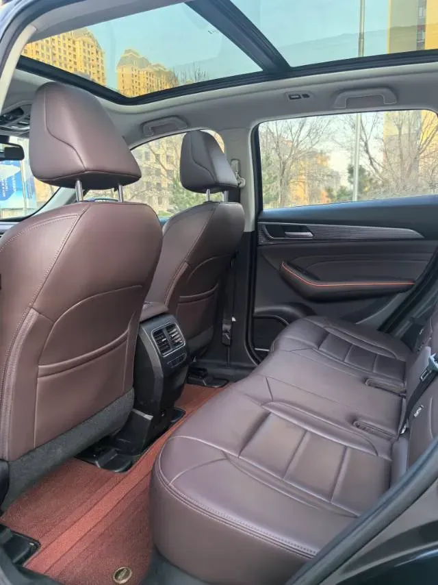 2020 ChangAn CS75 Plus 2.0T 233HP L4 8AT,autocango,china used car exporter,china ev exporter,chinese used car exporter,chinese used ev exporter