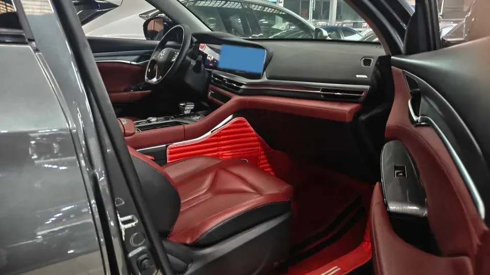 2022 ChangAn CS75 Plus 2.0T 233HP L4 8AT,autocango,china used car exporter,china ev exporter,chinese used car exporter,chinese used ev exporter