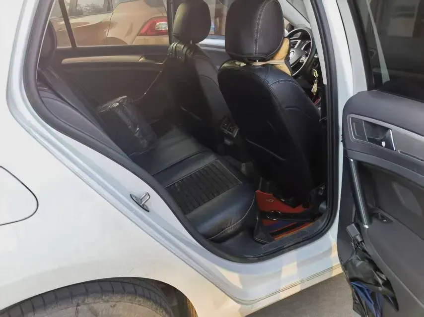 2019 Volkswagen Golf 1.2T 116HP L4 7DCT,autocango,china used car exporter,china ev exporter,chinese used car exporter,chinese used ev exporter