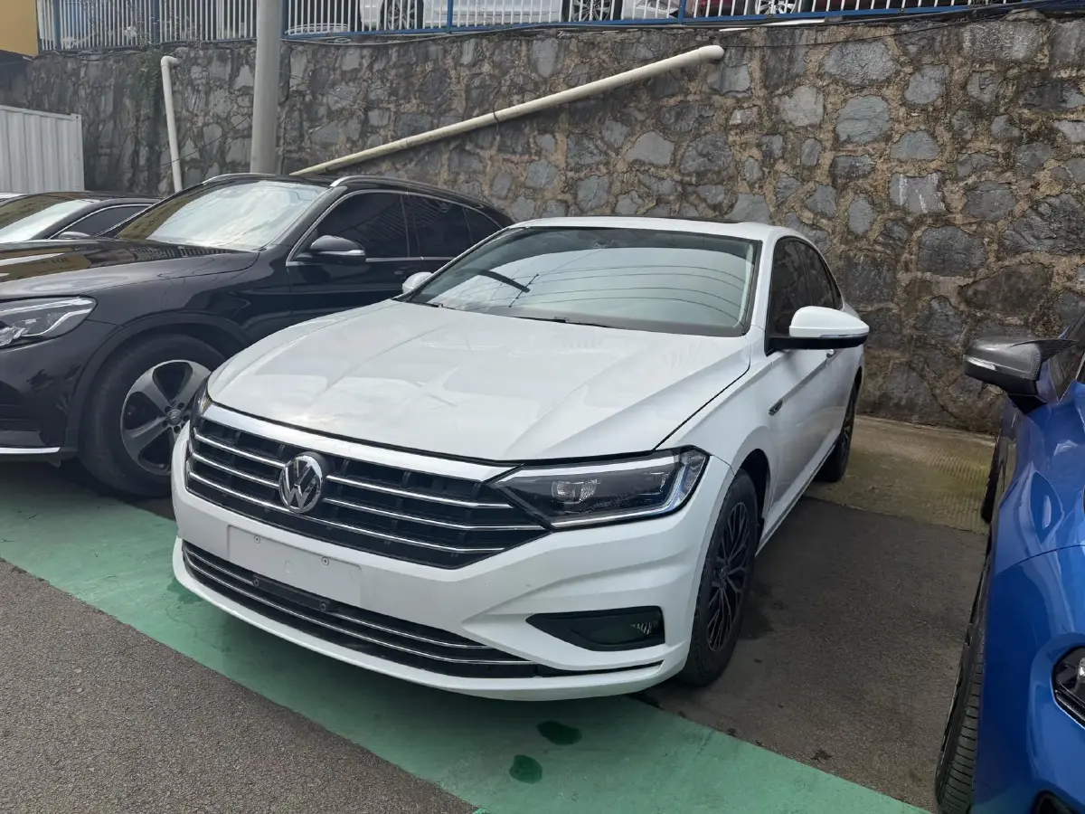 2021 Volkswagen Sagitar 1.4T 150HP L4 7DCT 2021 Volkswagen Sagitar 1.4T 150HP L4 7DCT