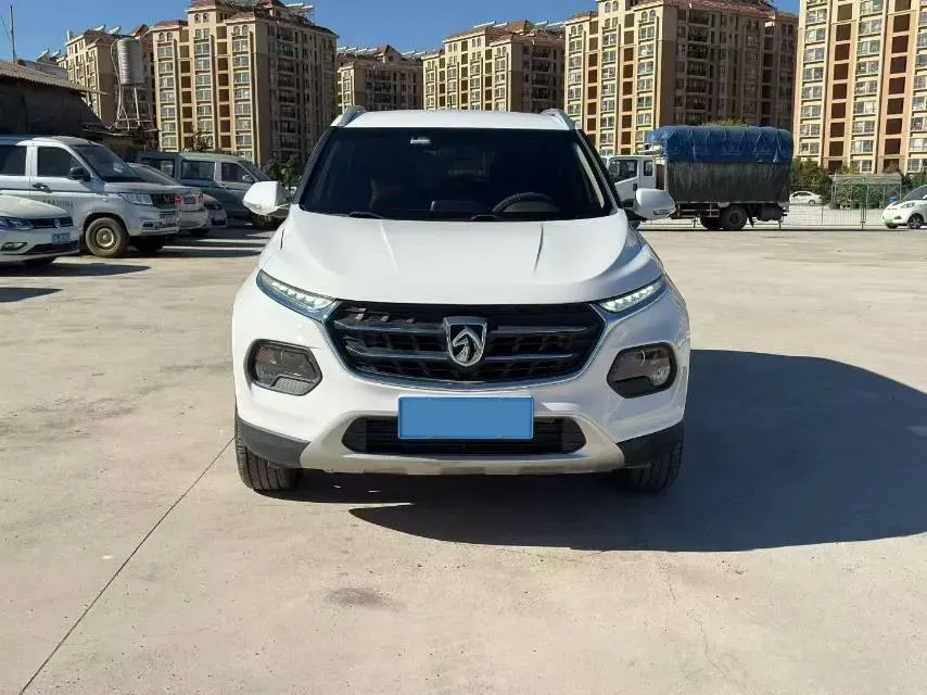 2017 BaoJun 510 1.5L 112HP L4 6MT,autocango,china used car exporter,china ev exporter,chinese used car exporter,chinese used ev exporter