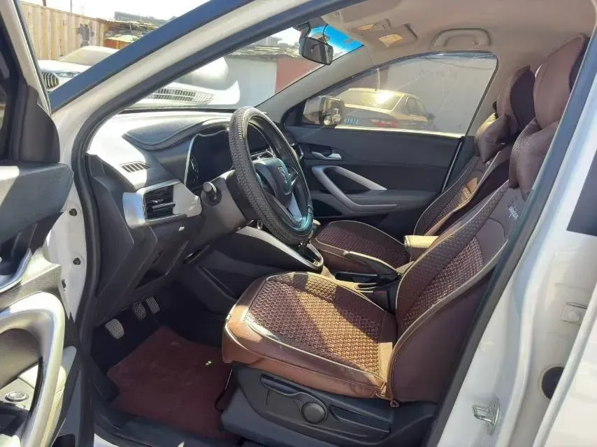 2017 BaoJun 510 1.5L 112HP L4 6MT,autocango,china used car exporter,china ev exporter,chinese used car exporter,chinese used ev exporter