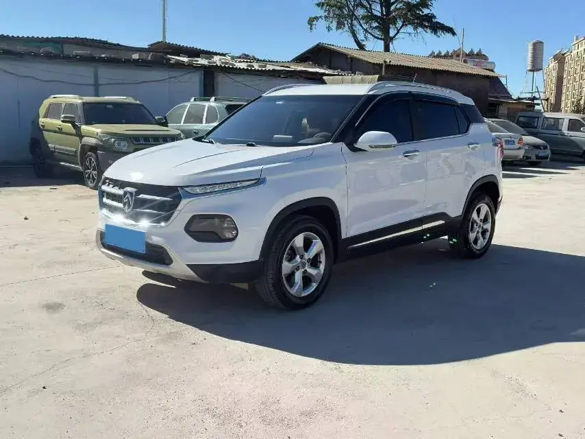 2017 BaoJun 510 1.5L 112HP L4 6MT