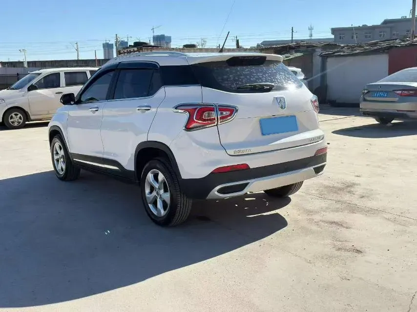 2017 BaoJun 510 1.5L 112HP L4 6MT,autocango,china used car exporter,china ev exporter,chinese used car exporter,chinese used ev exporter