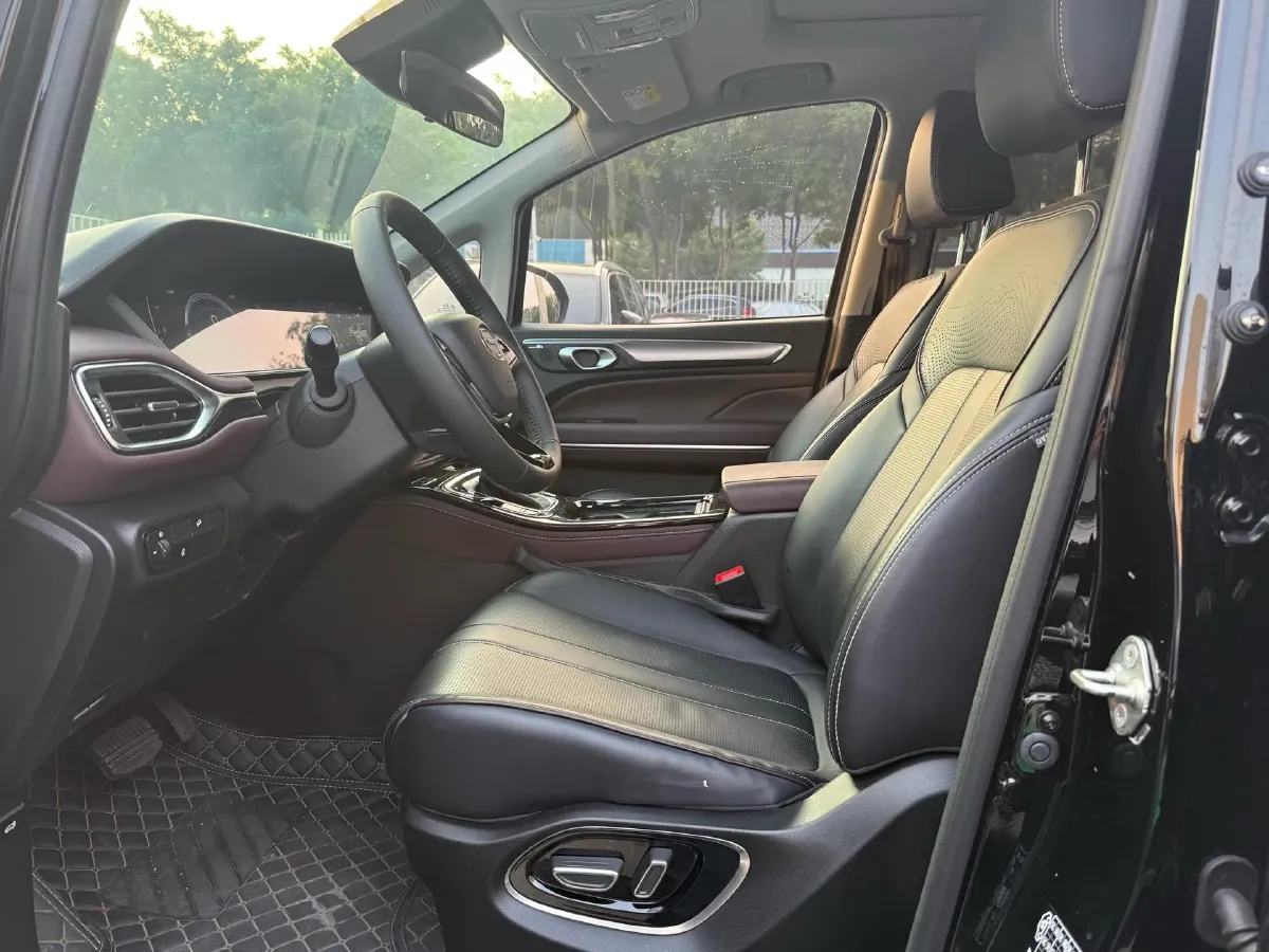 2023 GAC Trumpchi M6 1.5T 177HP L4 7DCT,autocango,china used car exporter,china ev exporter,chinese used car exporter,chinese used ev exporter