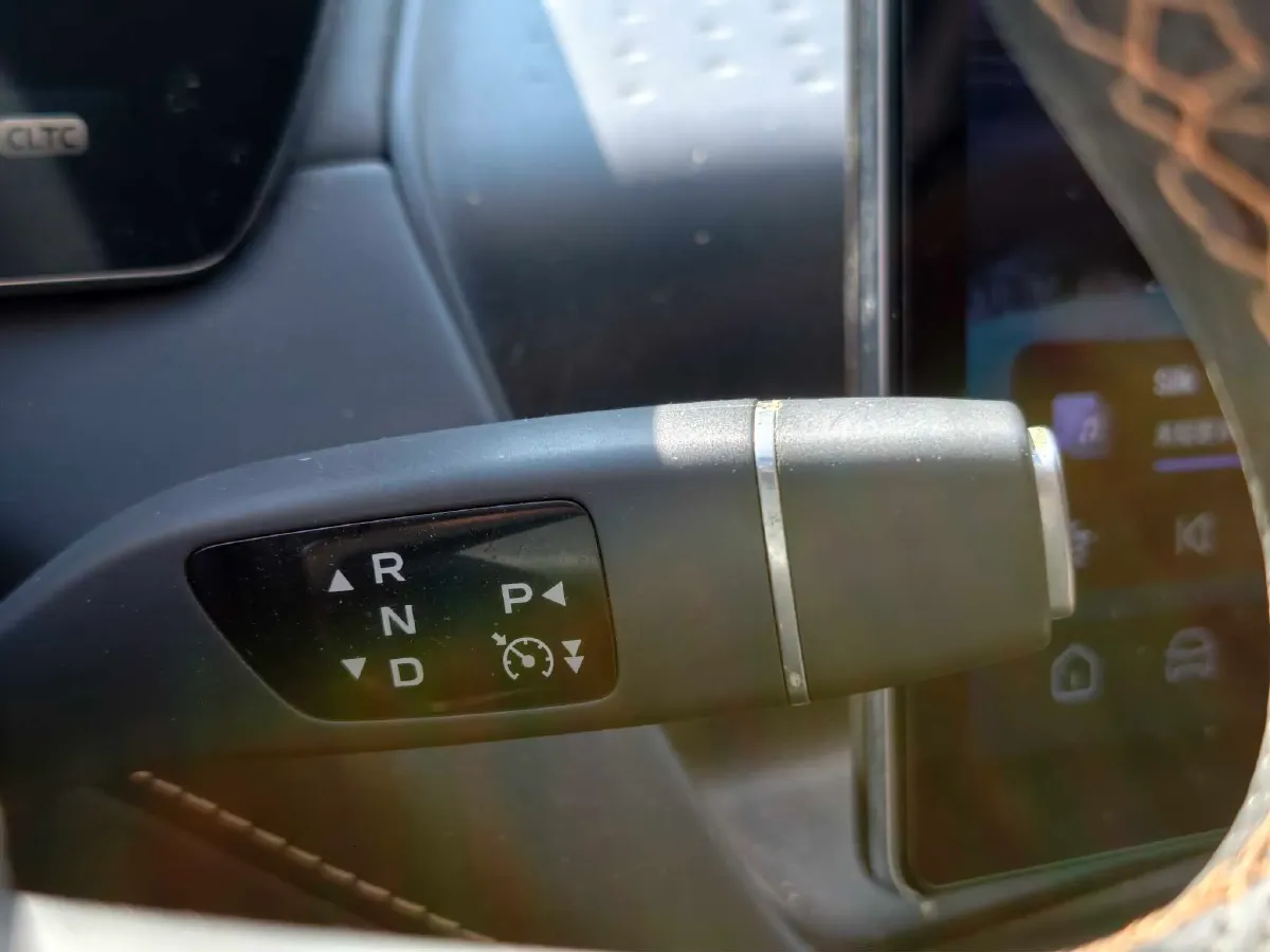 2022 DongFeng Forthing LingZhi EV BEV 68.4KWH,autocango,china used car exporter,china ev exporter,chinese used car exporter,chinese used ev exporter