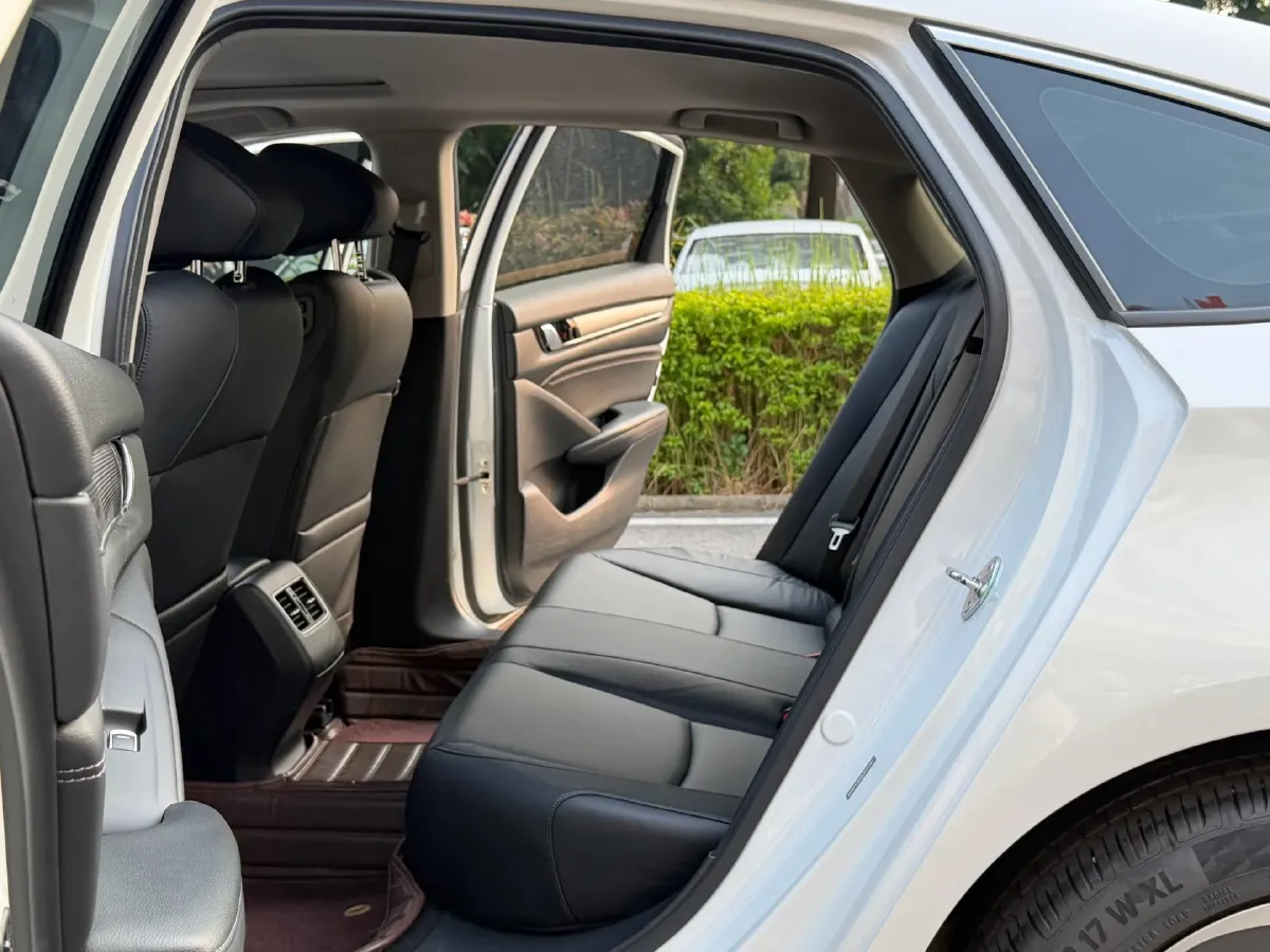 2018 Honda Accord 2.0L 146HP L4 E-CVT Hybrid,autocango,china used car exporter,china ev exporter,chinese used car exporter,chinese used ev exporter