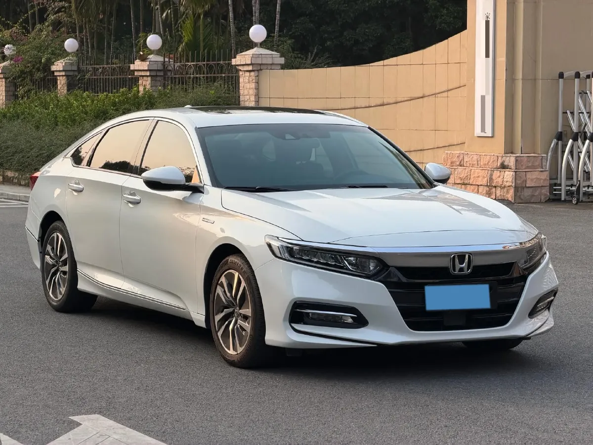 2018 Honda Accord 2.0L 146HP L4 E-CVT Hybrid,autocango,china used car exporter,china ev exporter,chinese used car exporter,chinese used ev exporter