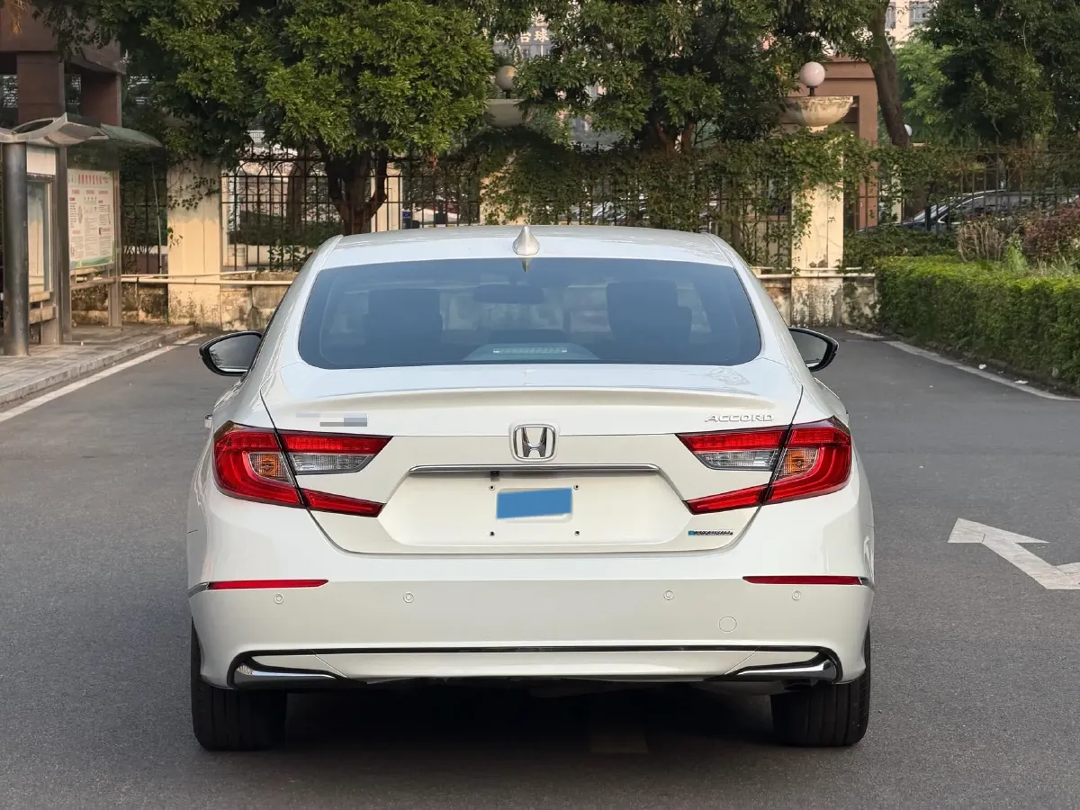 2018 Honda Accord 2.0L 146HP L4 E-CVT Hybrid,autocango,china used car exporter,china ev exporter,chinese used car exporter,chinese used ev exporter