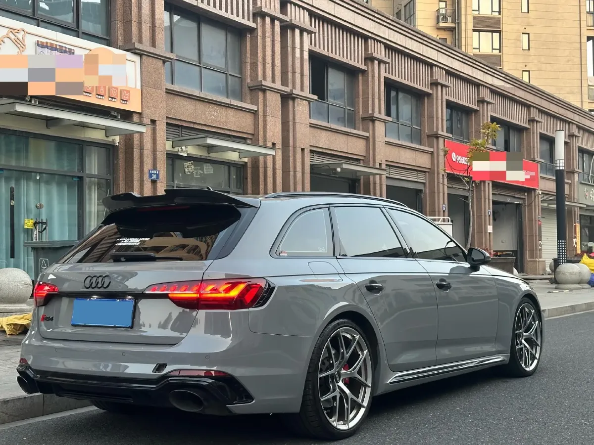 2021 Audi RS 4 2.9T 450HP V6 8AT,autocango,china used car exporter,china ev exporter,chinese used car exporter,chinese used ev exporter