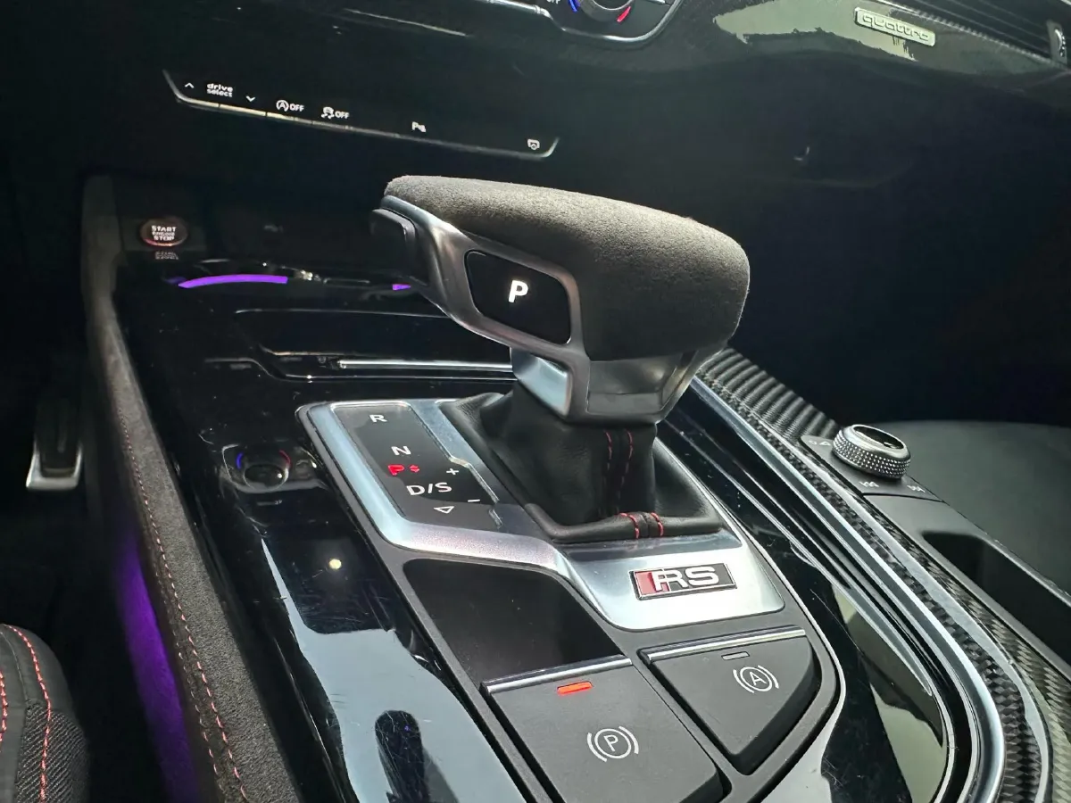 2021 Audi RS 4 2.9T 450HP V6 8AT,autocango,china used car exporter,china ev exporter,chinese used car exporter,chinese used ev exporter