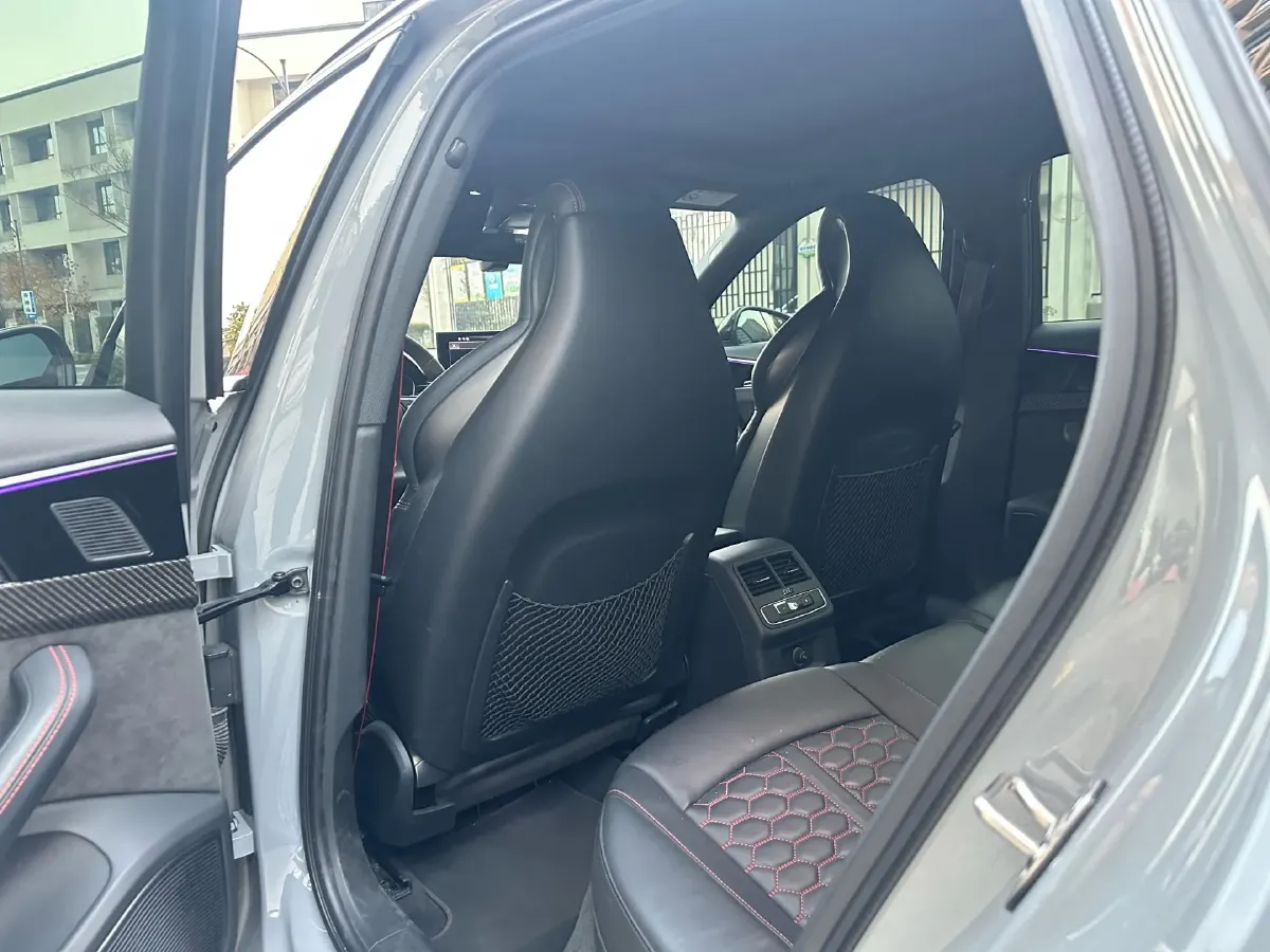 2021 Audi RS 4 2.9T 450HP V6 8AT,autocango,china used car exporter,china ev exporter,chinese used car exporter,chinese used ev exporter