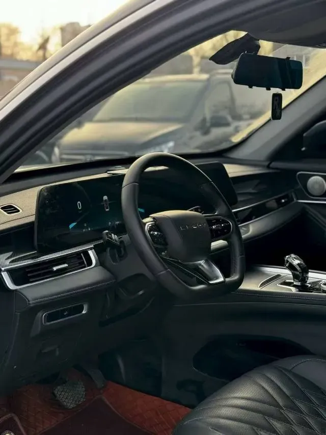 2023 Chery Tiggo 7 Plus 1.6T 197HP L4 7DCT,autocango,china used car exporter,china ev exporter,chinese used car exporter,chinese used ev exporter