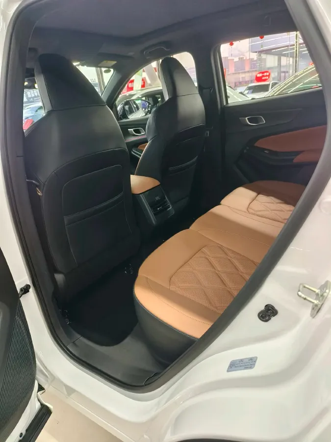 2023 Venucia VX6 BEV 62KWH,autocango,china used car exporter,china ev exporter,chinese used car exporter,chinese used ev exporter