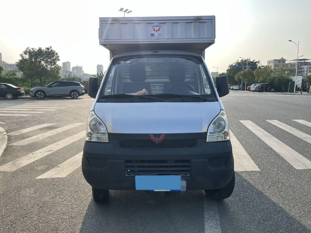 2017 Enranger 727 1.5L 112HP L4 5MT,autocango,china used car exporter,china ev exporter,chinese used car exporter,chinese used ev exporter